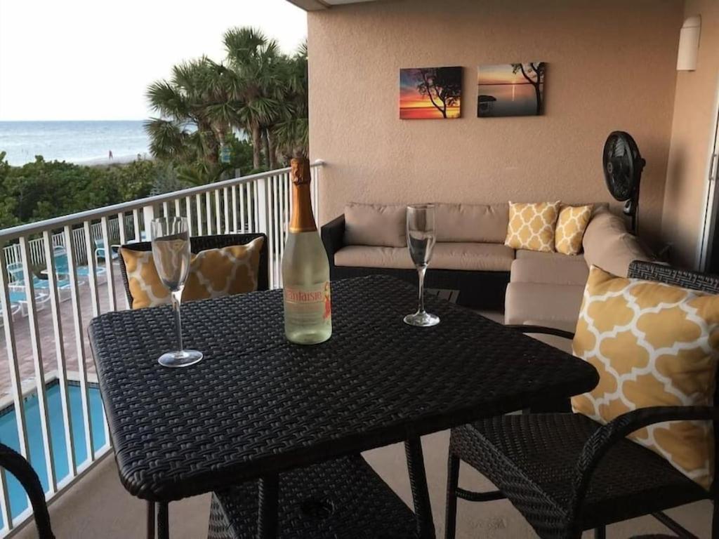 Ow 202 - Entire Oceanfront Condo - 2 Bedroom And 2 Bath Indian Rocks Beach Exterior foto