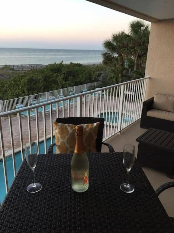 Ow 202 - Entire Oceanfront Condo - 2 Bedroom And 2 Bath Indian Rocks Beach Exterior foto