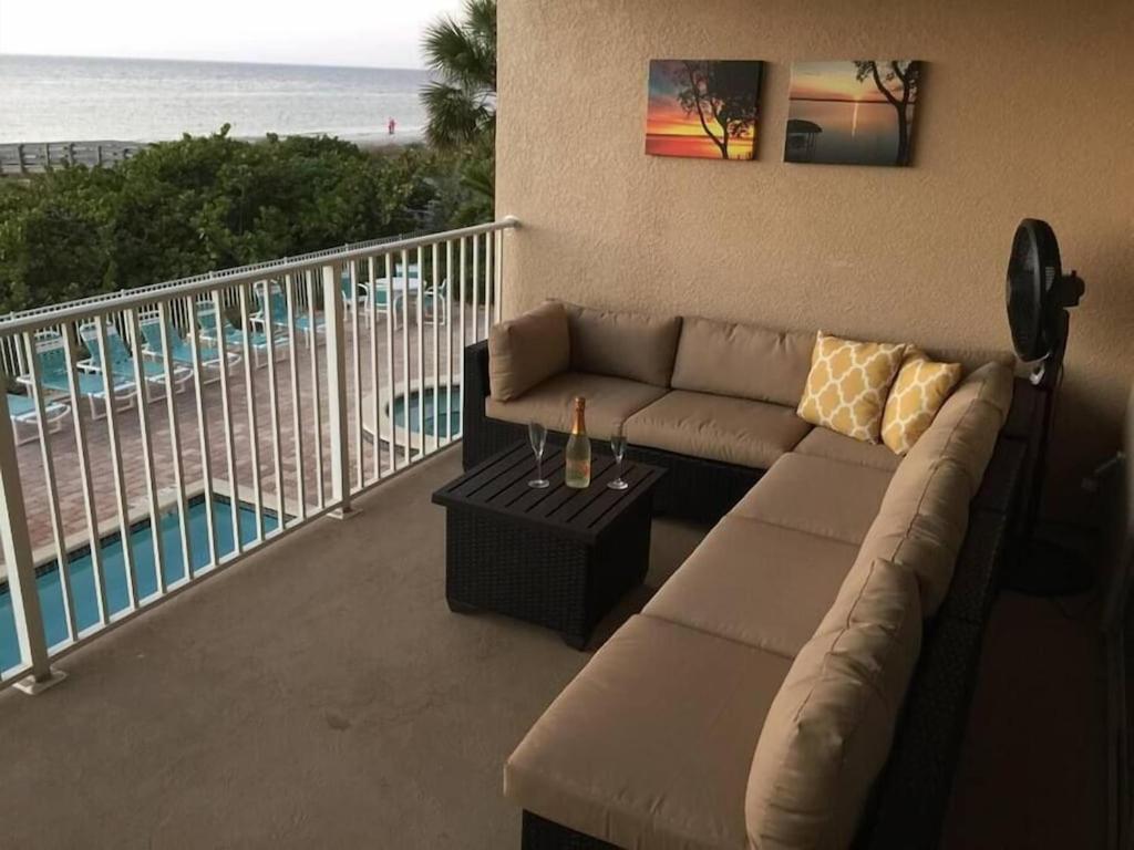 Ow 202 - Entire Oceanfront Condo - 2 Bedroom And 2 Bath Indian Rocks Beach Exterior foto