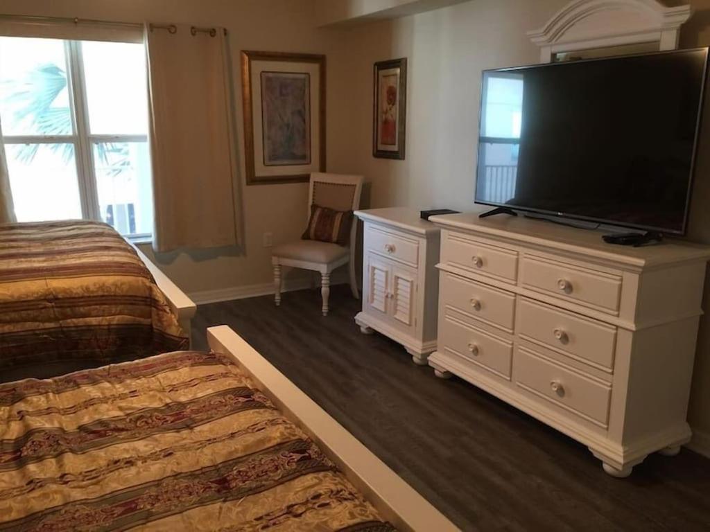 Ow 202 - Entire Oceanfront Condo - 2 Bedroom And 2 Bath Indian Rocks Beach Exterior foto